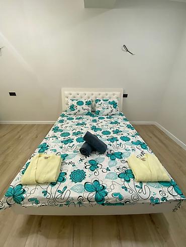 Посуточная аренда квартир: 2 комнаты, Душевая кабина, Постельное белье, Кондиционер — 9