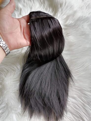 Perike i klipse: Perike
Cena 3200din na lalafo.rs — 8 Perike i klipse: Perike
Cena 3200din — 8