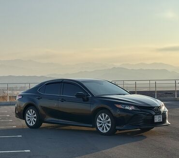 Toyota: Toyota Camry: 2018 г., 2.5 л, Автомат, Бензин