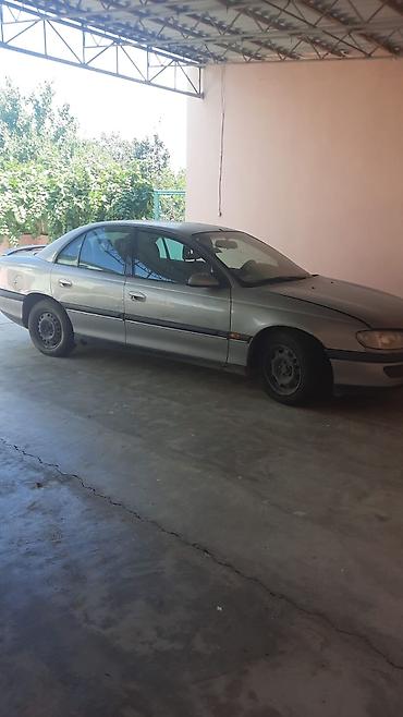 opel omega b: Opel Omega B sedan - Kuzov: 4 qapılı sedan, gümüşü rəng - Salon: 5 — 1