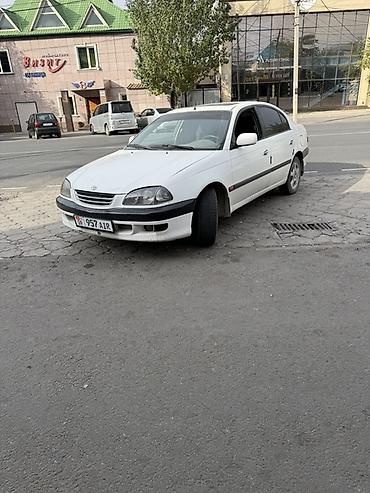 Toyota: Toyota Avensis: 1998 г., 2 л, Механика, Газ, Седан — 1
