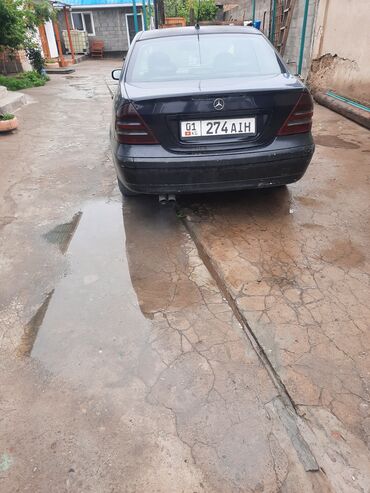 кант мис: Mercedes-Benz C-Class: 2002 г., 2.2 л, Автомат, Дизель, Седан
