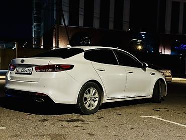 9800: Kia K5: 2017 г., 2 л, Автомат, Газ, Седан — 2