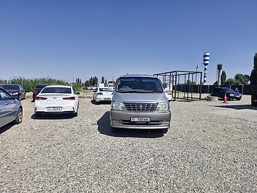 манип: Toyota Grand Hiace: 2001 г., 3.4 л — 4