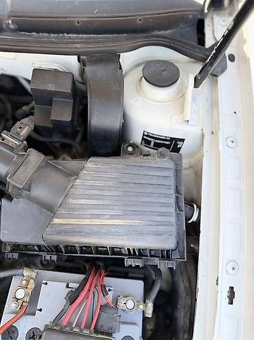 дефлектор кондиционер: Volkswagen Golf: 2004 г., Автомат, Хэтчбэк — 10