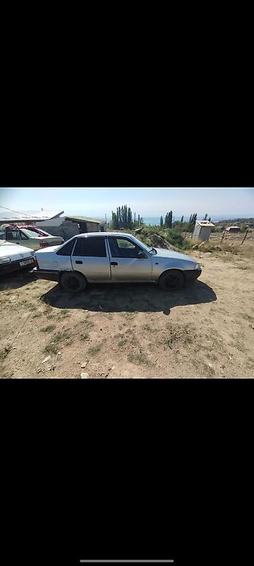 Транспорт: Daewoo Nexia: 2002 г., 1.5 л, Механика, Седан — 3