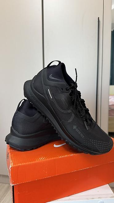 garmin instinct 3: Мужские кроссовки, 40, 40.5, 41, Nike, Б/у, цвет - Черный — 2