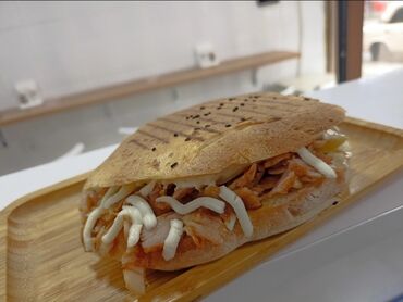 Aşpazlar: Şaurma ustası, 28 yaş, 6 ildən artıq təcrübə — 6