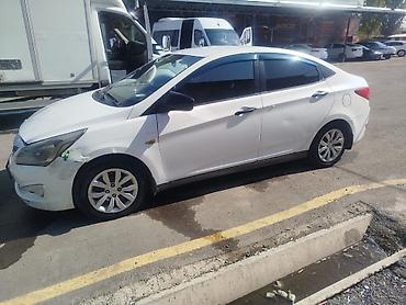 tayota mark 2: Hyundai Solaris: 2015 г., 1.6 л, Автомат, Газ, Седан — 7