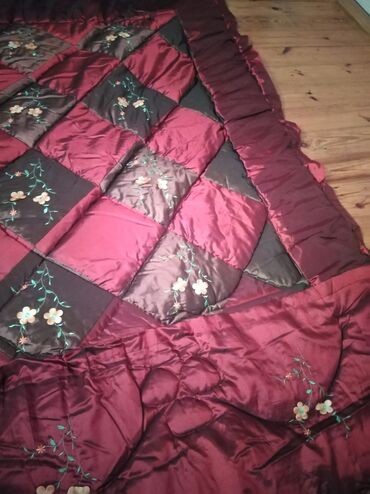 Örtüklər: Yataq üçün Yeni Yataq örtüyü — 2