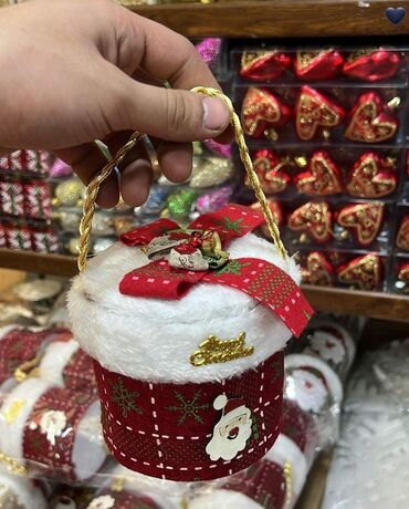 Yeni il ağacları: LED işıqlı Yeni il ağacı – payetli bəzəklərlə - Realistik iynəyarpaq — 20