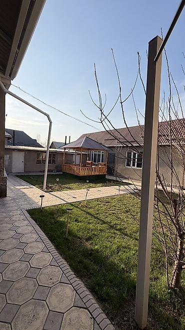 Продажа коттеджей и домов: Ак ордо Тец 2 Продаётся частный дом с благоустроенным двором и — 3