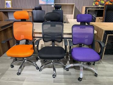 Ofis və oyun kresloları: Yeni, Təkərli, Qolları tənzimlənir, Dəri -da lalafo.az — 6 Ofis və oyun kresloları: Yeni, Təkərli, Qolları tənzimlənir, Dəri — 6