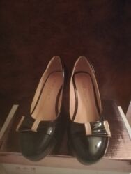 qaçış ayaqqabısı: Qadın ayaqqabısı 2 ci əl. Amma təzə kimi. 1 və yaa 2 dəfə geyilib. 20 lalafo.az -da qaçış ayaqqabısı: Qadın ayaqqabısı 2 ci əl. Amma təzə kimi. 1 və yaa 2 dəfə geyilib. 20