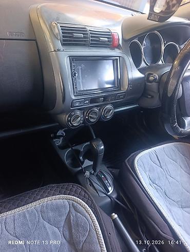 dewo tiko: Honda Fit: 2002 г., 1.3 л, Автомат, Бензин, Хэтчбэк — 9
