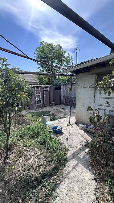 Продажа коттеджей и домов: 4 комнаты, 29 м², 3 соток, Бишкек, Рабочий Городок Собственник — 12