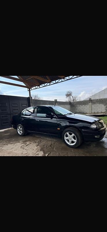 avante 1: Toyota Avensis: 1999 г., 2 л, Механика, Газ, Седан — 4
