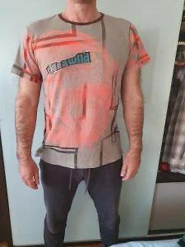 Majice: CUSTO BARCELONA,VEL. XL, WE ARE JUST ANGELS, VEL. L | Svaka po 3000 — 14