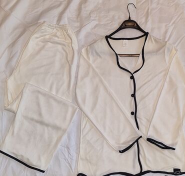 белые кофты: Пижама, Китай, Парный набор, L (EU 40)