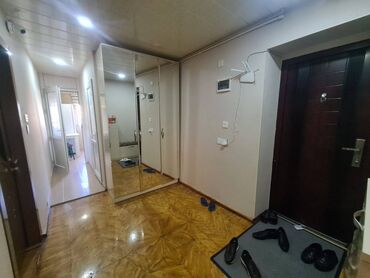 Köhnə tikili: Bakı, 3 otaqlı, Köhnə tikili, m. Qara Qarayev, 72 kv. m — 9