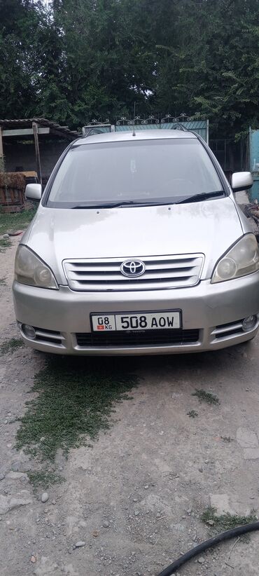 mark 2: Toyota Avensis: 2002 г., 2 л, Автомат, Бензин, Минивэн