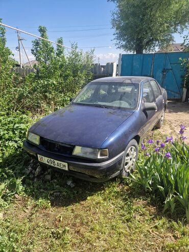 Opel: Opel Vectra: 1991 г., 1.6 л, Механика, Бензин