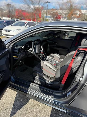 Hyundai: Hyundai Veloster: 2019 г., 1.6 л, Автомат, Бензин, Хэтчбэк — 13