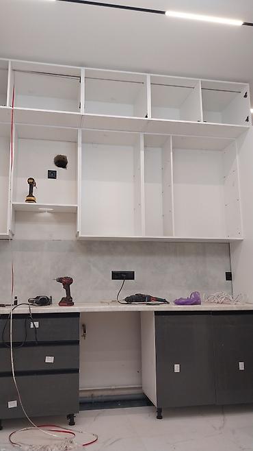 Кухонные гарнитуры: Кухонный гарнитур — 8