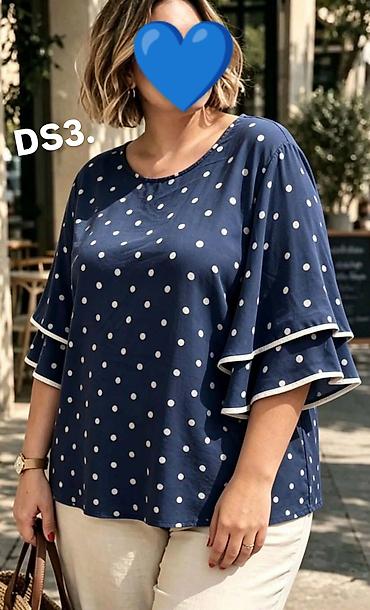 prepravka odece: Majica/tunika za punije
2XL 3XL 4XL
Cena : 2350 dinara 👜 — 2