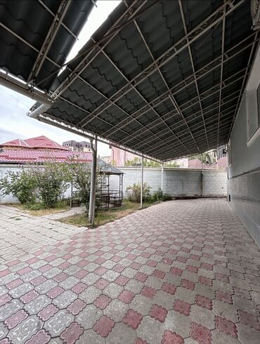 Долгосрочная аренда домов: 310 м², 9 комнат — 10