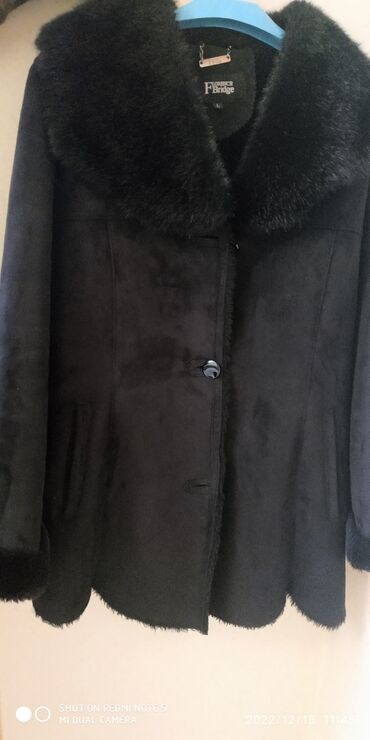dublyonka satışı: Женская куртка L (EU 40), цвет - Черный
