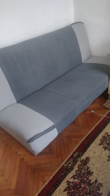 ikea dvosed na razvlačenje: Polovan kauc, malo koriscen