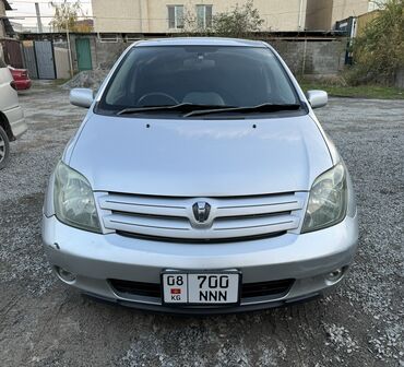 Toyota: Toyota ist: 2004 г., 1.3 л, Автомат, Бензин, Хэтчбэк