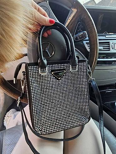 Modni rančevi: AKCIJA - Rančići: 2.200 din - Tašnice: 2.000 din Opis proizvoda: - — 9