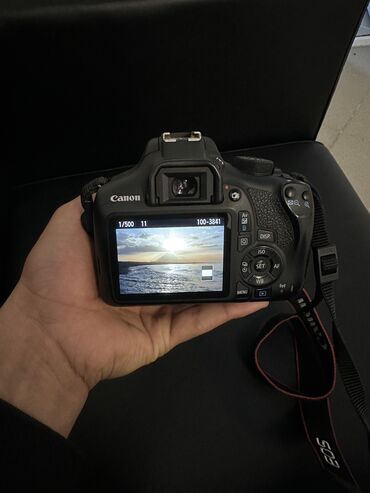 Рекламное оборудование: Кенон EOS1300D Снимает очень классно, все работает. Аккумулятор очень