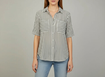 t shirty do kolarek: Women`s shirt, size L