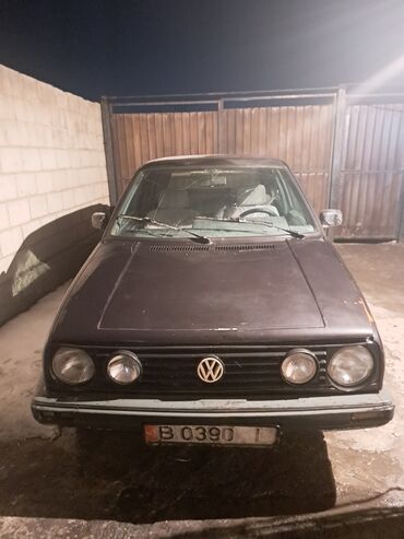 Volkswagen: Volkswagen Golf: 1987 г., 1.8 л, Механика, Бензин, Седан