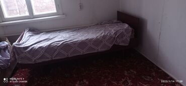 сколько стоит саксофон in Кыргызстан | ДРУГИЕ МУЗЫКАЛЬНЫЕ ИНСТРУМЕНТЫ: Кровать ссср она стоит 1993 года стоит дома хорошим состояние
