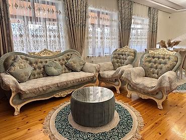 qədimi xalca aliram: Klassik üslubda 3+1+1 dəst yumşaq mebel - Tərkib: 1 üçnəfərlik divan — 1