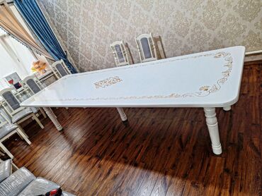 Столы для зала: ЗАМАНБАП СТОЛ ЖАНА СТУЛДАР – ОРТОМЧУСУЗ, ТУЗ ЦЕХТЕН! Сиздин үйүңүзгө — 8