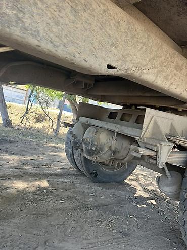 мусор ткань: Полуприцеп-самосвал (двухосный) Описание: - Тип: полуприцеп-самосвал — 3