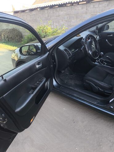 бу шины в оше: Honda Accord: 2004 г., 2.2 л, Механика, Дизель, Универсал