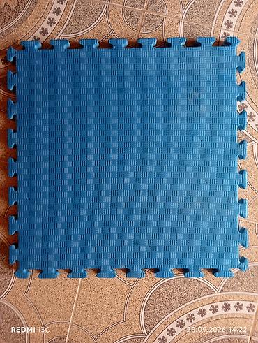 qlobus satisi: Tatami satılır 
50x50 sm (1 ədəd)
60 ədəd var cəmi 200 AZN — 2