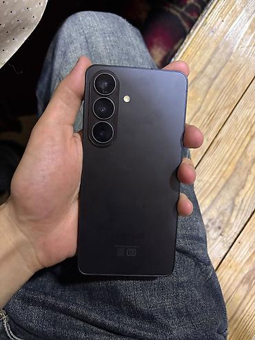 iphone 13 blu: Samsung Galaxy S26, 512 GB, rəng - Göy, Barmaq izi, Face ID — 5