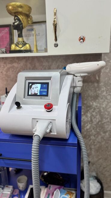 alejsandrit lazer candello: Tatu silme ve karbon peling cihazı