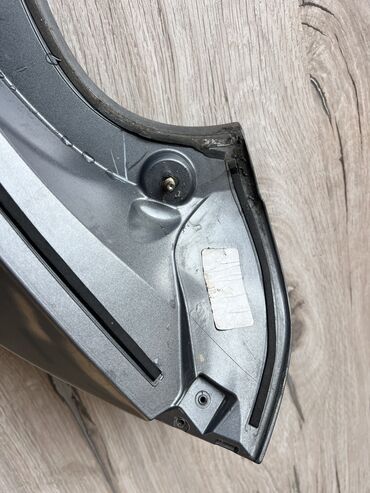 Спойлеры: Задний спойлер Kia 2023 г., Б/у, Оригинал — 10