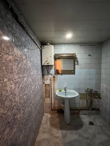 Köhnə tikili: Bakı, 9-cu mikrorayon, 2 otaqlı, Köhnə tikili, m. Nəsimi, 70 kv. m -da lalafo.az — 8 Köhnə tikili: Bakı, 9-cu mikrorayon, 2 otaqlı, Köhnə tikili, m. Nəsimi, 70 kv. m — 8