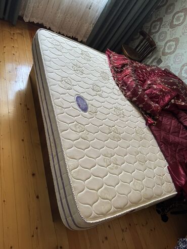yataq matras: Sadə matras