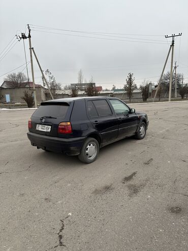 Volkswagen: Volkswagen Golf: 1994 г., 1.8 л, Механика, Газ, Хэтчбэк