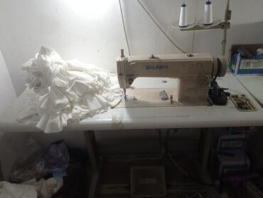 ищу помещения под швейный цех: Швейная машина Travola, Полуавтомат